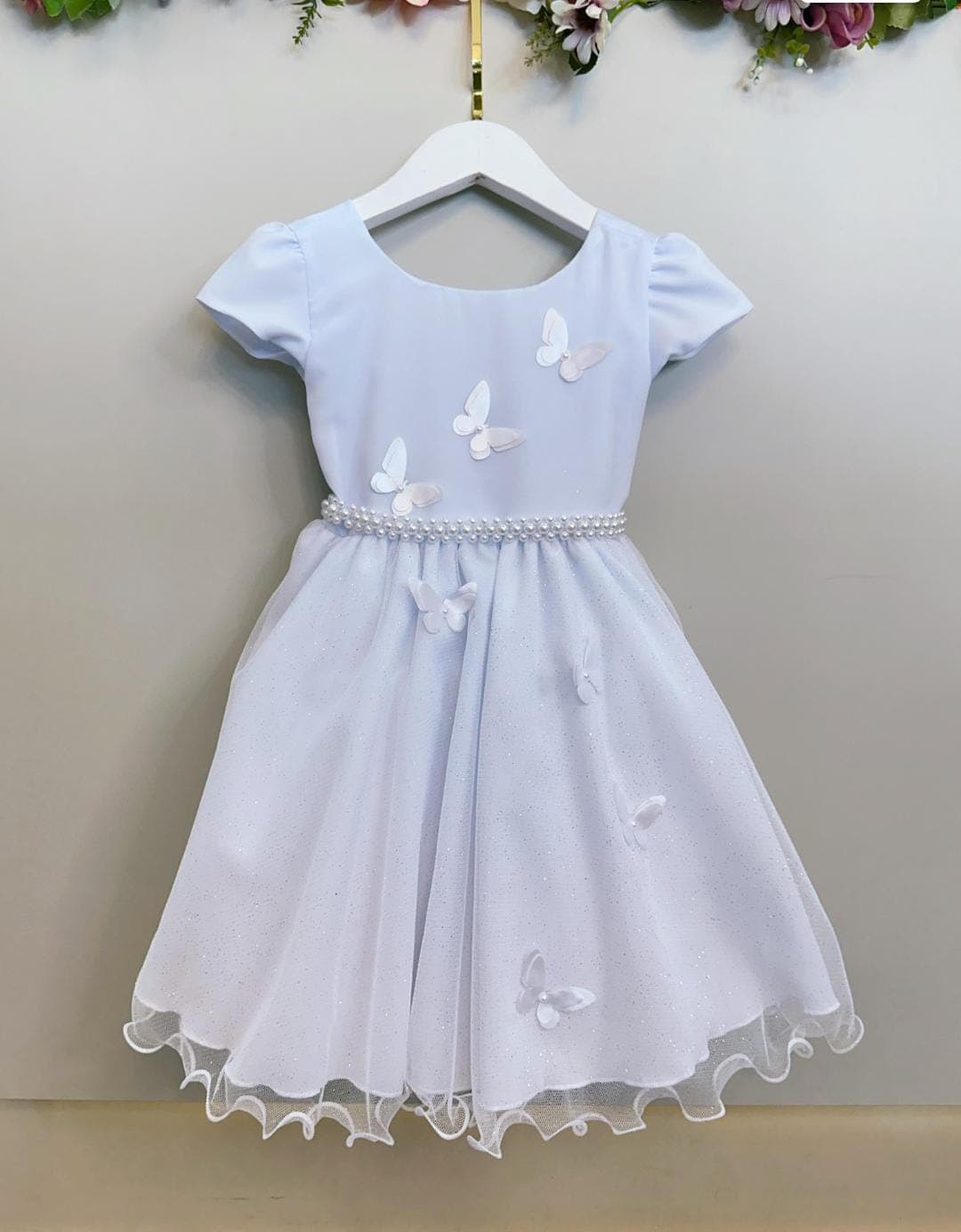 Vestido branco borboletas 
