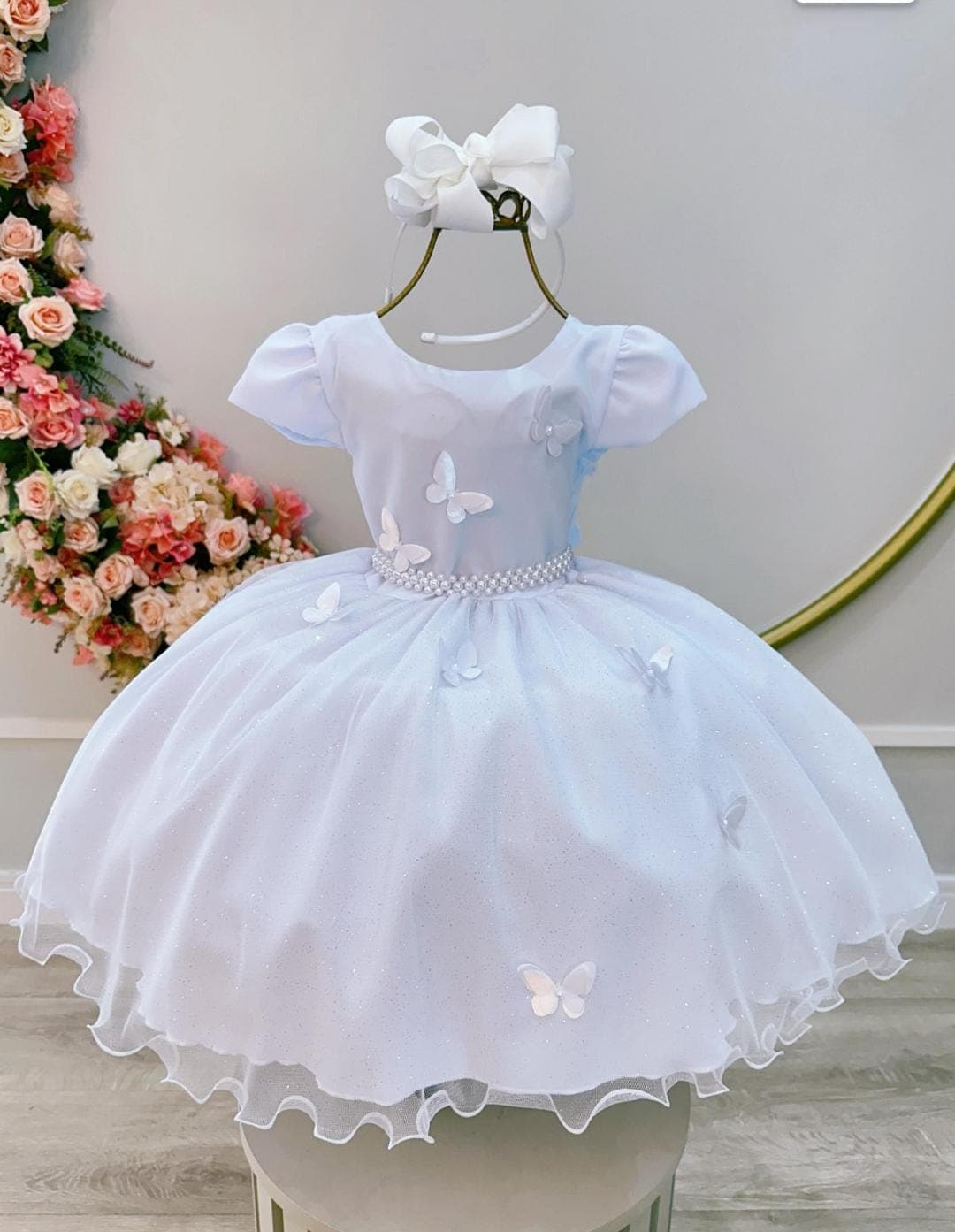 Vestido branco borboletas 